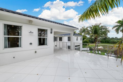 Villa ou maison à vendre à Wellington, Floride: 6 chambres, 714.05 m2 № 583061 - photo 23