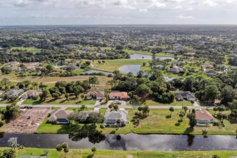 Terreno en venta en Rotonda, Florida № 288832 - foto 16