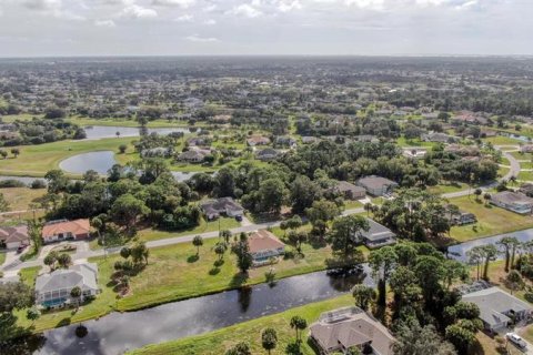 Terreno en venta en Rotonda, Florida № 288832 - foto 17