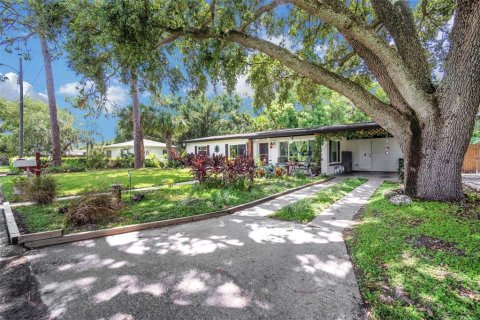 Villa ou maison à louer à Tampa, Floride: 3 chambres, 123.84 m2 № 1349203 - photo 3