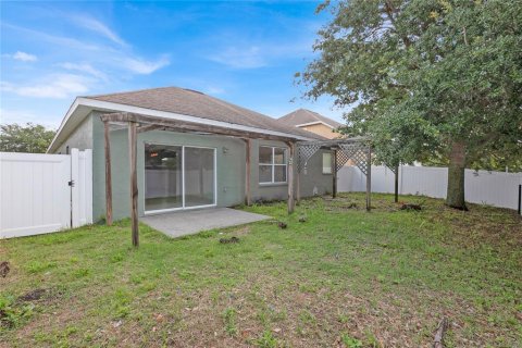 Villa ou maison à louer à Haines City, Floride: 3 chambres, 161.09 m2 № 1349204 - photo 12