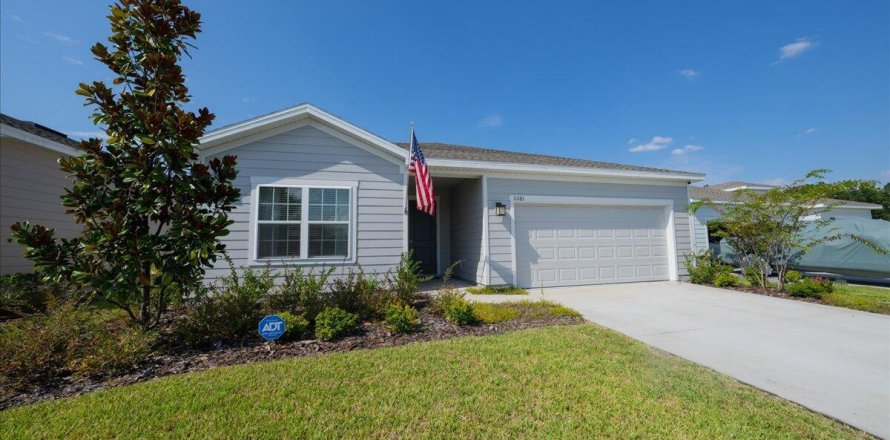 House in Jacksonville, Florida 3 bedrooms, 142.42 sq.m. № 847807