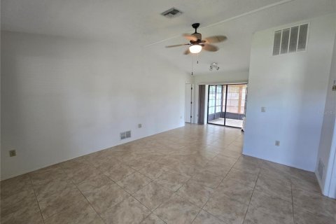 Casa en venta en Venice, Florida, 2 dormitorios, 93.27 m2 № 1391187 - foto 2