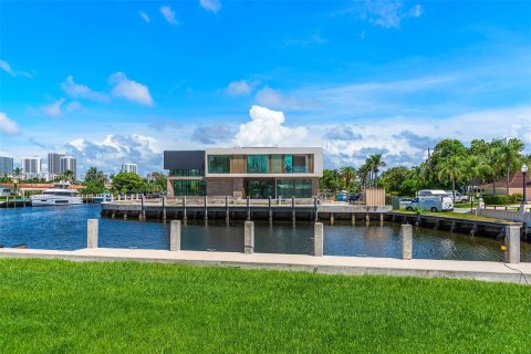 Villa ou maison à vendre à Hallandale Beach, Floride: 2 chambres, 159.33 m2 № 1347921 - photo 6