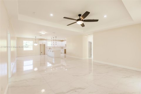 Villa ou maison à vendre à Clewiston, Floride: 3 chambres, 188.41 m2 № 1104155 - photo 17