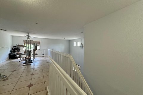 House in Homestead, Florida 5 bedrooms, 265.89 sq.m. № 1316406 - photo 8