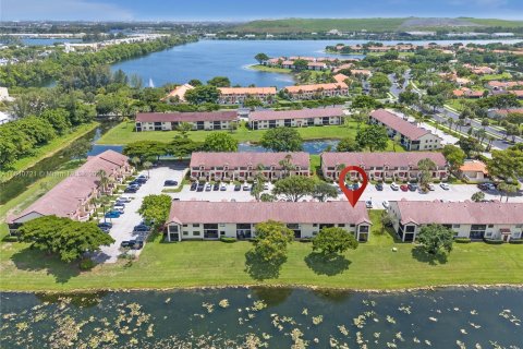 Copropriété à vendre à Deerfield Beach, Floride: 3 chambres, 120.77 m2 № 1316404 - photo 27