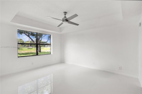 Copropriété à vendre à Deerfield Beach, Floride: 3 chambres, 120.77 m2 № 1316404 - photo 17