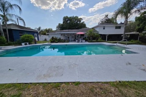 Villa ou maison à vendre à Brandon, Floride: 4 chambres, 233 m2 № 1144754 - photo 12
