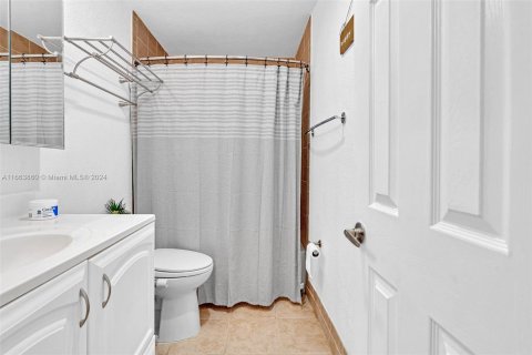 Condo in Fort Lauderdale, Florida, 1 bedroom  № 1395846 - photo 20