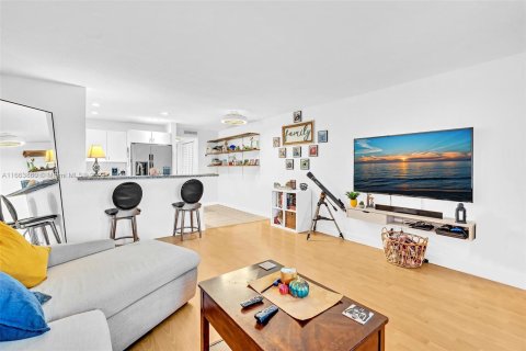 Copropriété à vendre à Fort Lauderdale, Floride: 1 chambre, 62.71 m2 № 1395846 - photo 6