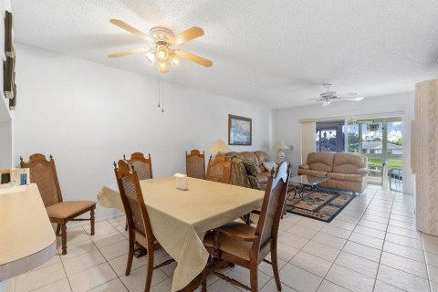 Copropriété à vendre à Royal Palm Beach, Floride: 2 chambres, 101.08 m2 № 837768 - photo 19