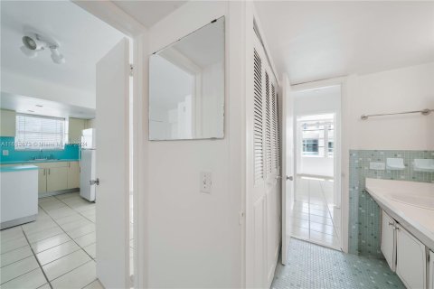 Condominio en venta en Miami Beach, Florida, 2 dormitorios, 87.33 m2 № 1345947 - foto 14