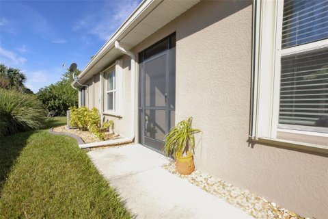 Villa ou maison à vendre à Punta Gorda, Floride: 2 chambres, 140.28 m2 № 859361 - photo 3