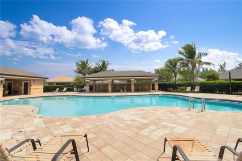Villa ou maison à vendre à Punta Gorda, Floride: 2 chambres, 140.28 m2 № 859361 - photo 30