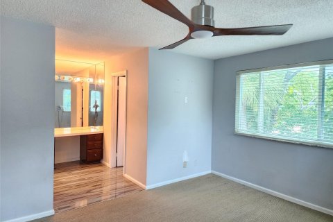 Touwnhouse à vendre à Deerfield Beach, Floride: 3 chambres, 132.2 m2 № 1225665 - photo 8