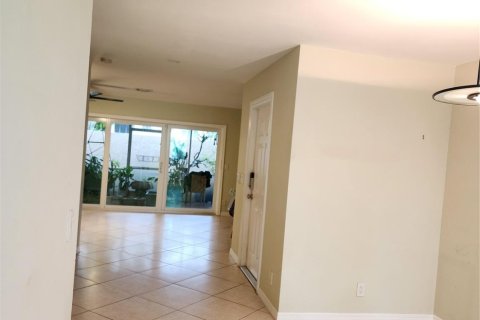 Townhouse in Deerfield Beach, Florida 3 bedrooms, 132.2 sq.m. № 1225665 - photo 25