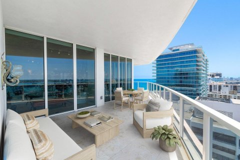 Condominio en venta en Bal Harbour, Florida, 3 dormitorios, 271.09 m2 № 1221691 - foto 20