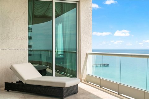 Copropriété à vendre à Sunny Isles Beach, Floride: 4 chambres, 346.99 m2 № 1377160 - photo 17