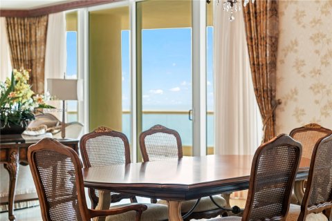 Copropriété à vendre à Sunny Isles Beach, Floride: 4 chambres, 346.99 m2 № 1377160 - photo 6