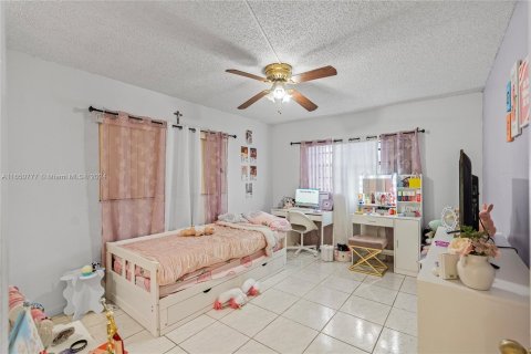 Townhouse in Hialeah, Florida 2 bedrooms, 116.13 sq.m. № 1333532 - photo 19