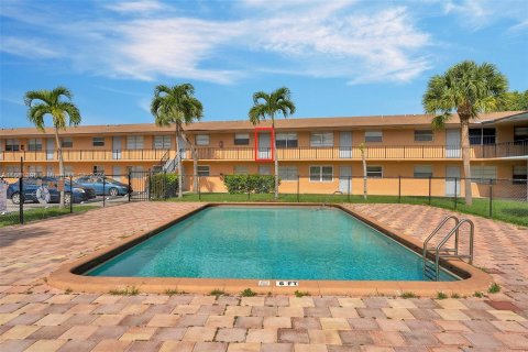 Condo in Deerfield Beach, Florida, 2 bedrooms  № 1333556 - photo 27