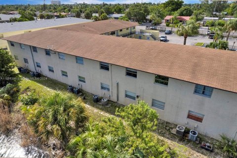 Condo in Deerfield Beach, Florida, 2 bedrooms  № 1333556 - photo 29