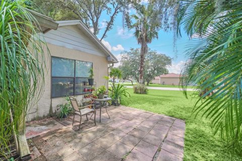 Villa ou maison à vendre à Kissimmee, Floride: 3 chambres, 151.06 m2 № 1301437 - photo 30