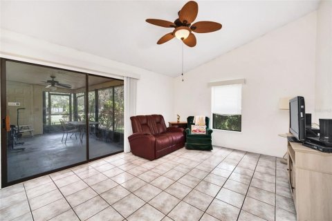 Villa ou maison à vendre à Kissimmee, Floride: 3 chambres, 151.06 m2 № 1301437 - photo 23