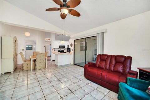 Casa en venta en Kissimmee, Florida, 3 dormitorios, 151.06 m2 № 1301437 - foto 14