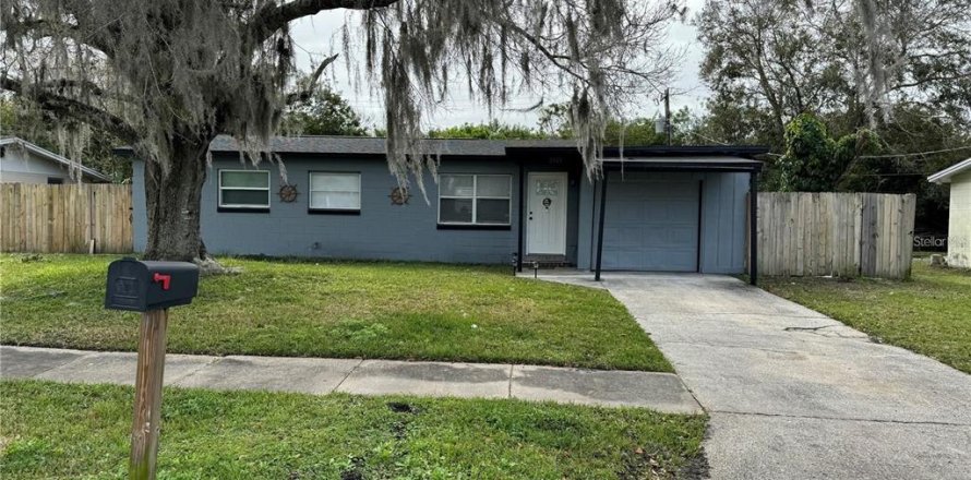 House in Cocoa, Florida 3 bedrooms, 96.25 sq.m. № 1388833