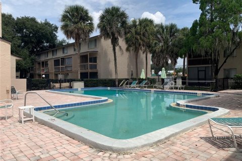 Condo in Tampa, Florida, 1 bedroom  № 1361844 - photo 7