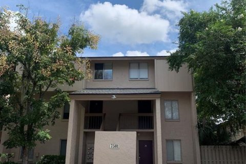 Copropriété à vendre à Tampa, Floride: 1 chambre, 69.4 m2 № 1361844 - photo 1