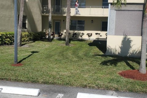 Condominio en venta en Delray Beach, Florida, 1 dormitorio, 70.61 m2 № 984141 - foto 16