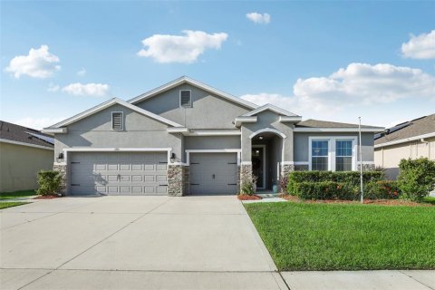 Villa ou maison à vendre à Kissimmee, Floride: 4 chambres, 264.86 m2 № 1250222 - photo 1