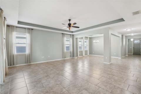 Villa ou maison à vendre à Kissimmee, Floride: 4 chambres, 264.86 m2 № 1250222 - photo 9