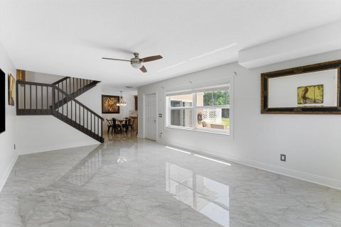 Townhouse in Boynton Beach, Florida 2 bedrooms, 127.65 sq.m. № 1172201 - photo 24