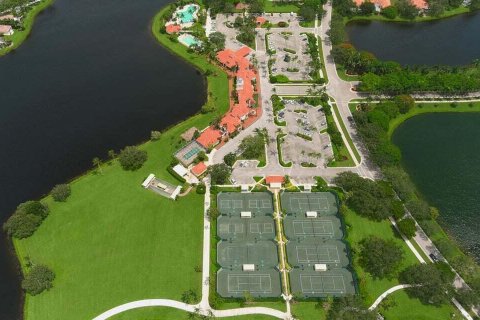 Casa en venta en West Palm Beach, Florida, 3 dormitorios, 185.9 m2 № 1172202 - foto 13