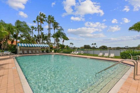 Casa en venta en West Palm Beach, Florida, 3 dormitorios, 185.9 m2 № 1172202 - foto 25