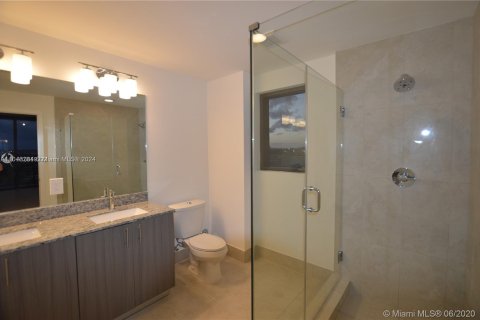 Copropriété à vendre à Doral, Floride: 3 chambres, 128.11 m2 № 949846 - photo 10