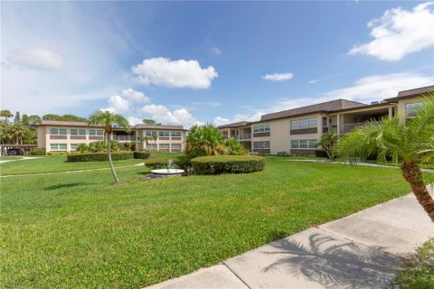 Copropriété à vendre à New Port Richey, Floride: 2 chambres, 101.08 m2 № 1357934 - photo 18