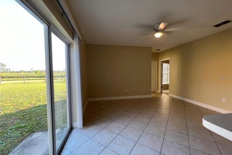 House in Kissimmee, Florida 4 bedrooms, 168.8 sq.m. № 1323652 - photo 11