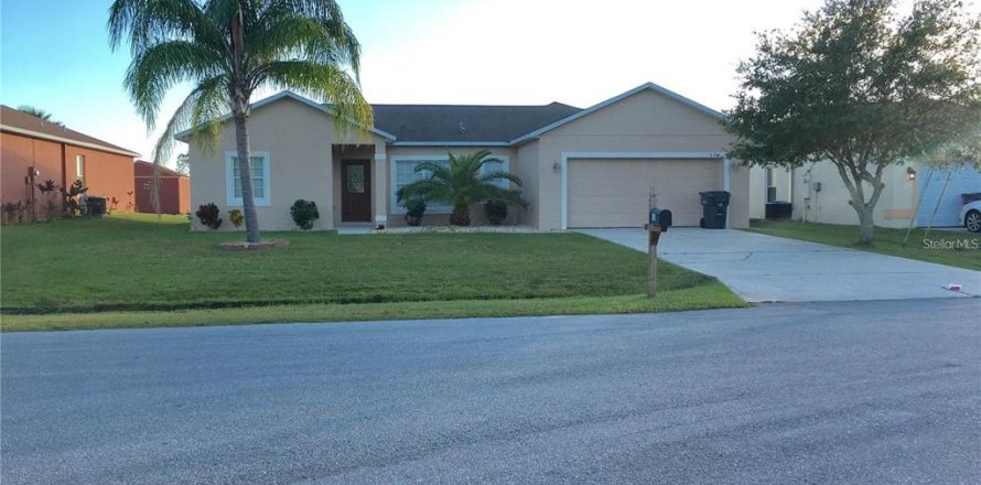 Casa en Kissimmee, Florida 4 dormitorios, 168.8 m2 № 1323652