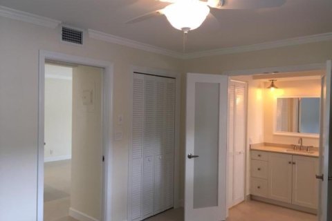 Condo in Fort Lauderdale, Florida, 2 bedrooms  № 978908 - photo 3