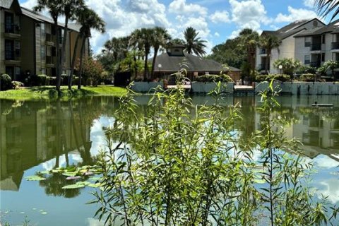 Condo in Orlando, Florida, 3 bedrooms  № 1402013 - photo 11