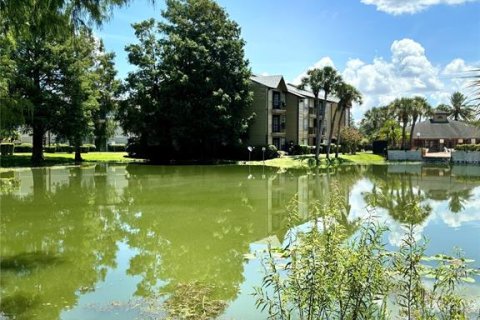 Condo in Orlando, Florida, 3 bedrooms  № 1402013 - photo 12