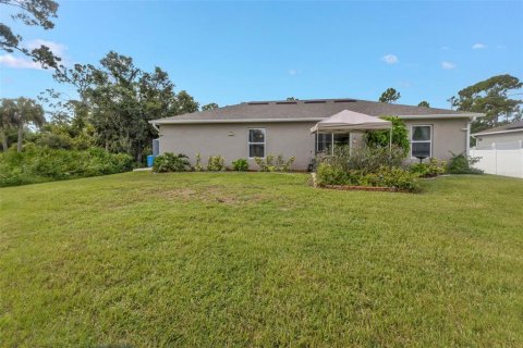 House in Port Charlotte, Florida 3 bedrooms, 120.22 sq.m. № 1361661 - photo 5