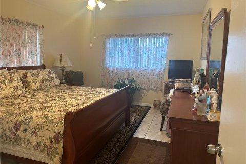 Condo in Miami Gardens, Florida, 2 bedrooms  № 736473 - photo 13