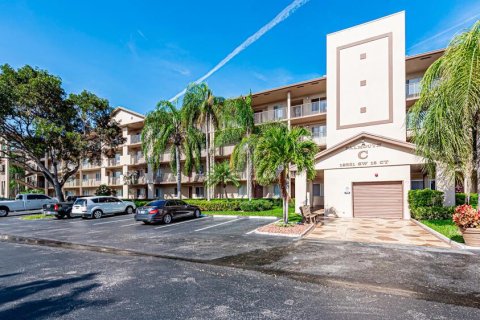 Condominio en venta en Pembroke Pines, Florida, 2 dormitorios, 95.88 m2 № 913633 - foto 2