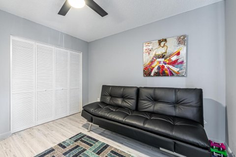 Condominio en venta en Pembroke Pines, Florida, 2 dormitorios, 95.88 m2 № 913633 - foto 7